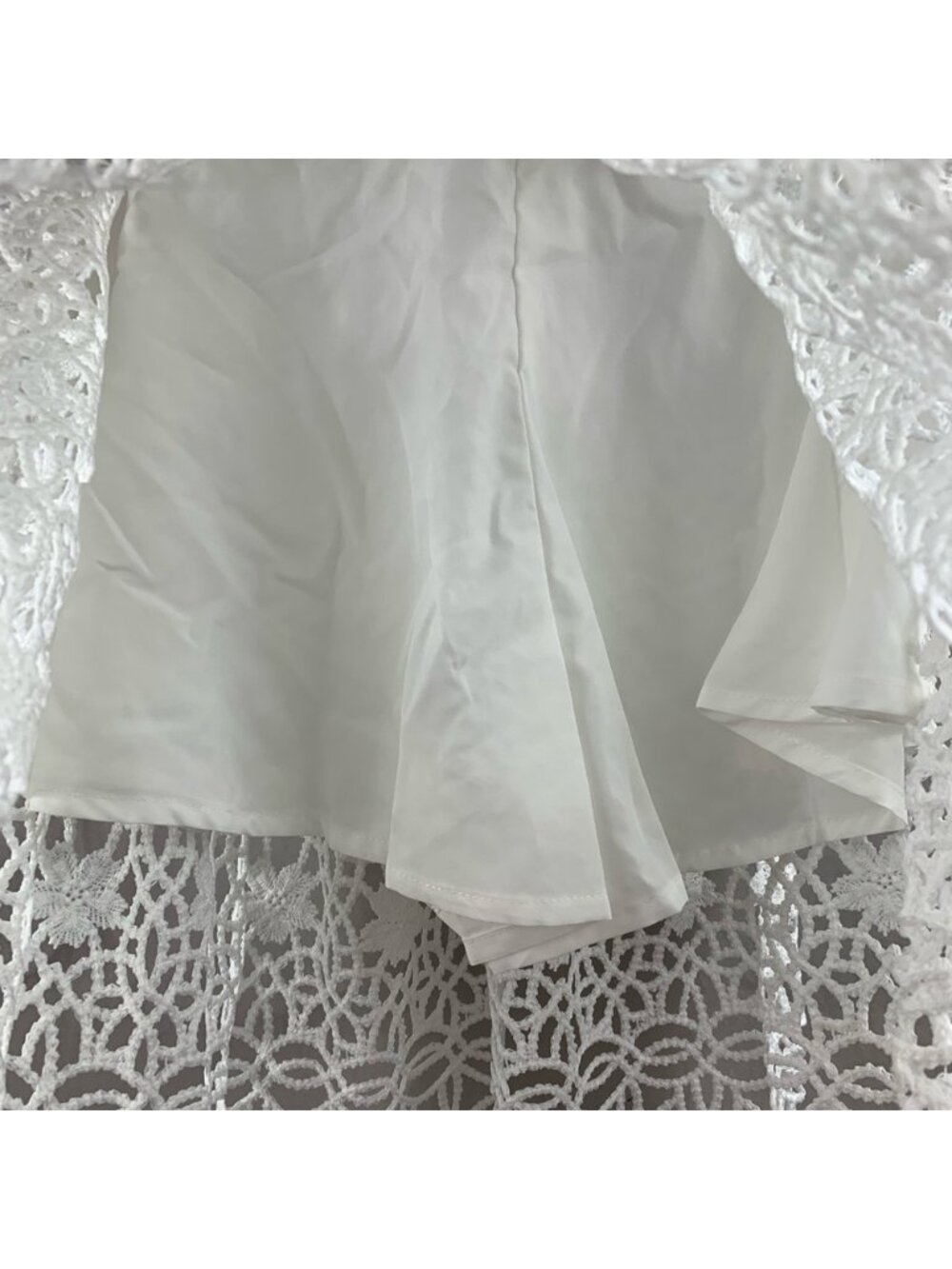 Hollow Out Guipure Lace Skort - Picture 8 of 9